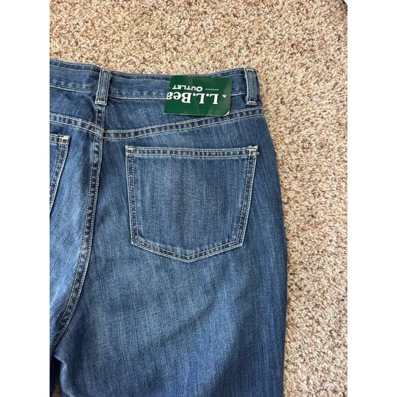 L.L. BEAN Woman's Cropped Blue Denim Jeans/Pants size 12, NWT - Picture 4 of 7